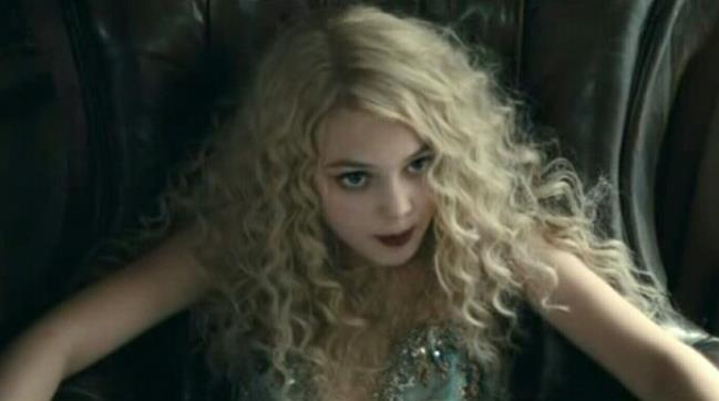 《她妈妈的小公主》伦理的裂变,艺术祭坛上的血色童年 - 品悦舍